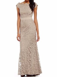 Tadashi Shoji タダシショージ オフショルダーベルベットロングドレス