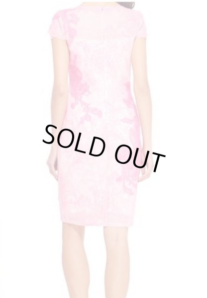 画像2: 【ドラマ使用】Tadashi Shoji タダシショージ Tonal Lace Dress ピンク (2)