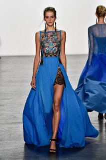 セール!再販売【ヴァンサンカン掲載】Tadashi Shoji タダシ セール!再販売【ヴァンサンカン掲載】Tadashi Shoji タダシ