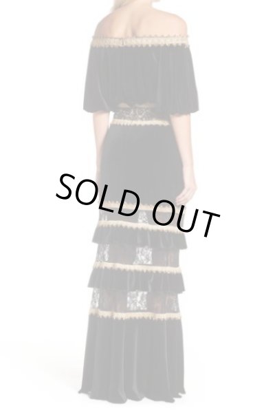 画像3: 【マギーさん着用】Tadashi Shoji タダシショージ   ベルベットオフショルダーロングドレス ブラック (3)