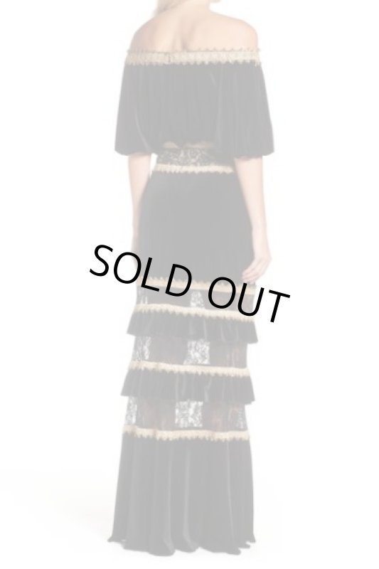 画像3: 【マギーさん着用】Tadashi Shoji タダシショージ   ベルベットオフショルダーロングドレス　ブラック (3)