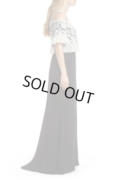画像3: Tadashi Shoji タダシショージ  コールドショルダークロッシェロングドレス ブラック (3)