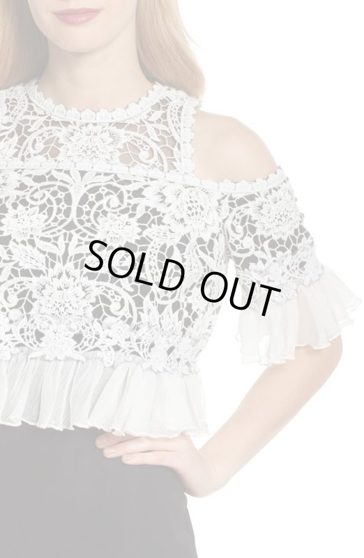 画像4: Tadashi Shoji タダシショージ　 コールドショルダークロッシェロングドレス　ブラック (4)