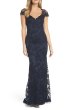 画像1: Tadashi Shoji  タダシショージ 　Embroidered Corded Lace Gown　ネイビー系 (1)