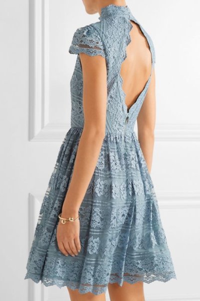 画像2: 再販売【平子理沙さん、パリスヒルトン愛用】Alice + Olivia アリスアンドオリビア Maureen Dress ライトブルー  20805 (2)
