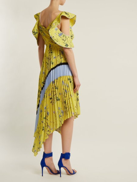 画像3: 【ドラマ使用】Self Portrait セルフポートレート Pleated Asymmetric Floral Printed Dress (3)