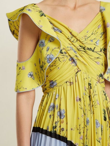 画像4: 【ドラマ使用】Self Portrait セルフポートレート Pleated Asymmetric Floral Printed Dress (4)