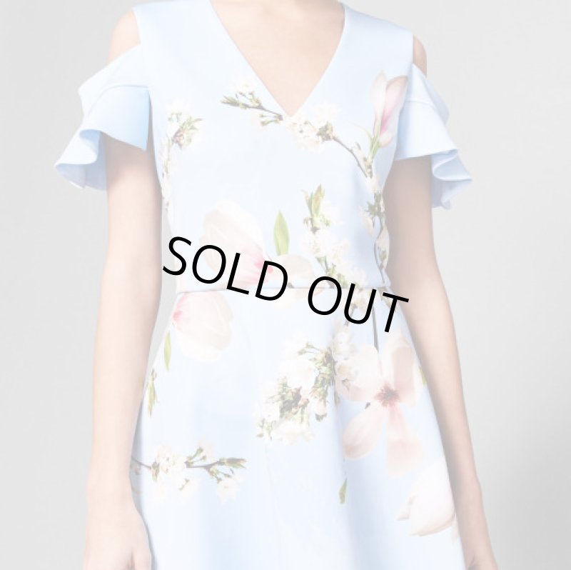 画像3: 【ドラマ使用】Ted Baker テッドベイカー  Effrae Harmony Cold-Shoulder Dress (3)