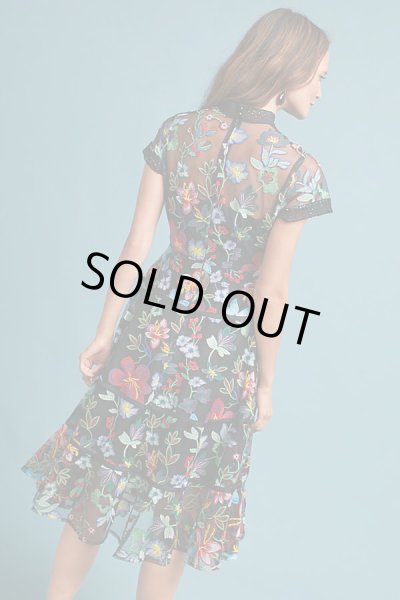 画像2: 再入荷、即発!【ドラマに衣装協力】Anthropologie アンソロポロジー Janine Embroidered Dress by Vone  09101 (2)