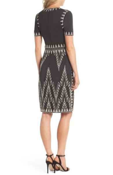 画像2: Tadashi Shoji タダシショージ   パーティードレス Embroidered Chevron Dress ブラック (2)