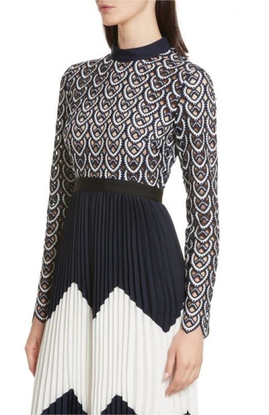 画像3: 【メーガン妃ご愛用】Self Portrait セルフポートレート  Sweetheart Crochet Pleated Midi Dress (3)