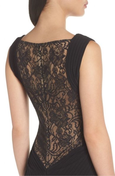 画像4: Tadashi Shoji タダシショージ   パーティードレス Pintuck & Lace Gown ブラック (4)