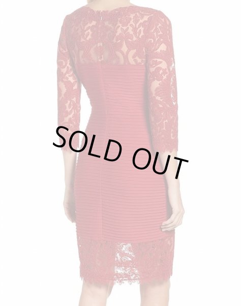 画像2: Tadashi Shoji  タダシショージ 7分袖Lace Detail Pintucked Dress レッド系 (2)