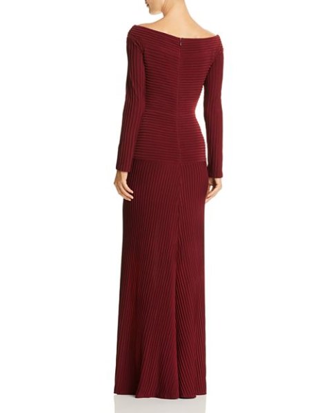 画像2: Tadashi Shoji タダシショージ  Off the Shoulder Pintuck Gown  ワイン (2)