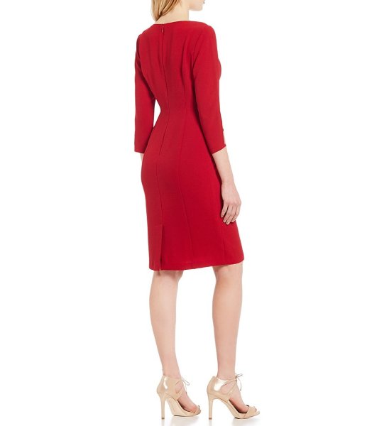 画像2: 【Hoda Kotb愛用】Adrianna Papell アドリアナパペル Three Quarter Sleeve Sheath Dress レッド (2)