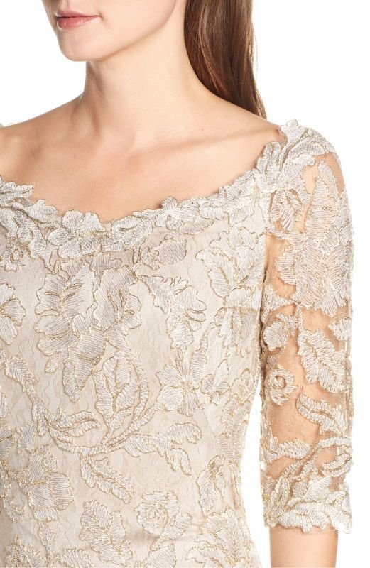 画像3: Tadashi Shoji   タダシショージ Embroidered Boat Neck Mermaid Gown ベージュ系 (3)