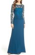 画像1: 期間限定セール！Tadashi Shoji タダシショージ  Lace & Crepe Long Sleeve Evening Gown ブルー系 (1)