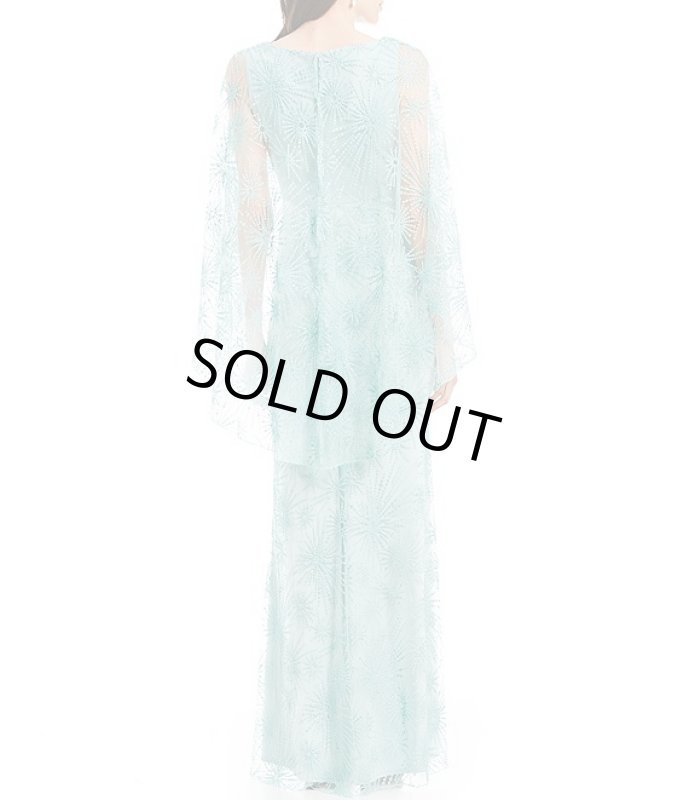 画像2: 再販売！【長澤まさみさん、高島礼子さん着用】Tadashi Shoji タダシショージ　Embroidered Cape Gown　ブルー系  61201 (2)