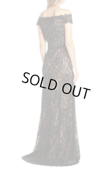 画像2: 1点のみ即発！Tadashi Shoji タダシショージ   オフショルダーレースイブニングドレス　 ブラック (2)
