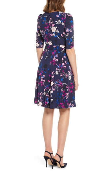 画像2: 【Kristen Welker 着用】Eliza J  Floral Print Ruched Sleeve Fit & Flare Dress (2)