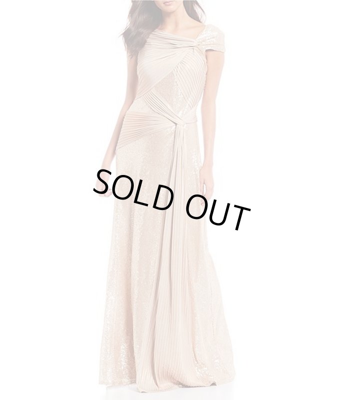 画像1: 【朝比奈彩さん着用】Tadashi Shoji タダシショージ  　ピンタックスパコールロングドレス　シャンパン、ベージュ系 (1)