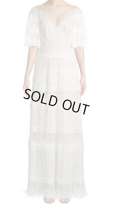 画像1: 【吉岡里帆さん着用】Tadashi Shoji タダシショージ　Flutter Sleeve Pleated Lace Gown　ホワイト系 (1)