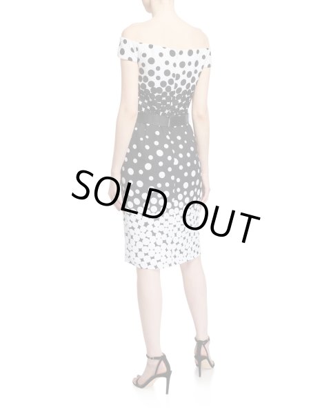 画像3: Tadashi Shoji タダシショージ  ドット柄オフショルダードレス ブラック、ホワイト (3)