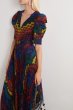 画像3: 【Katie Lowes着用 】Alice + Olivia アリスアンドオリビア　Haven pleated printed chiffon maxi dress (3)
