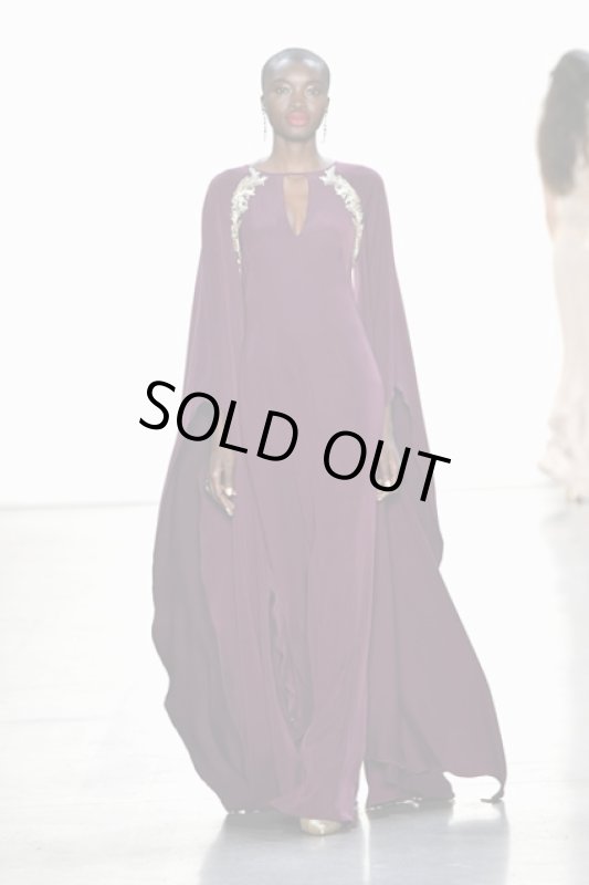 画像1: 期間限定セール！Tadashi Shoji タダシショージ  ケープスリーブドレス　パープル系  07264 (1)