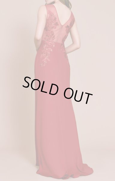 画像4: 期間限定セール!Tadashi Shoji タダシショージ  SHYAM ケープ付きロングドレス レッド (4)
