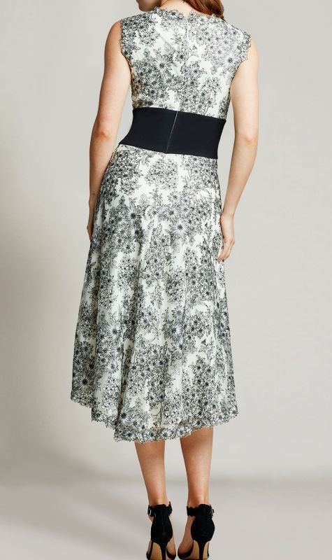 画像3: 再販売！【滝菜月アナ着用】Tadashi Shoji   タダシショージ　YOSHI SASH DRESS　アイボリー系 (3)