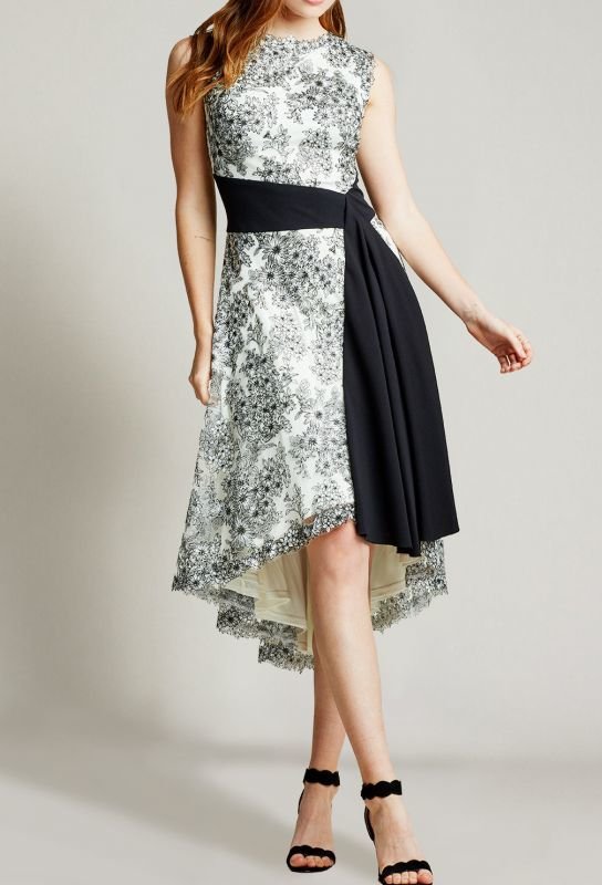 画像2: 再販売！【滝菜月アナ着用】Tadashi Shoji   タダシショージ　YOSHI SASH DRESS　アイボリー系 (2)