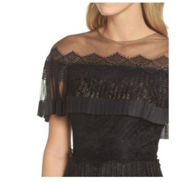 画像3: 【篠原涼子さんご着用、25ans掲載】Tadashi Shoji タダシショージ　フリンジメッシュドレス　ブラック (3)