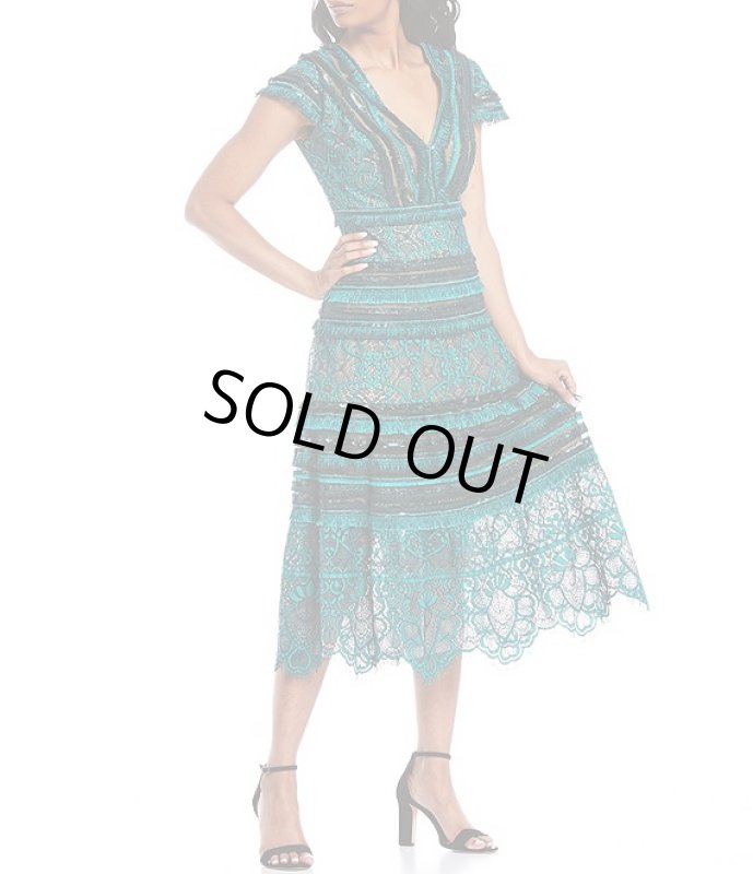 画像1: 【宇垣美里さん、橋本マナミさん、おのののかさん着用】Tadashi Shoji タダシショージ   V Neck Texture Lace Midi Dress グリーン系 (1)