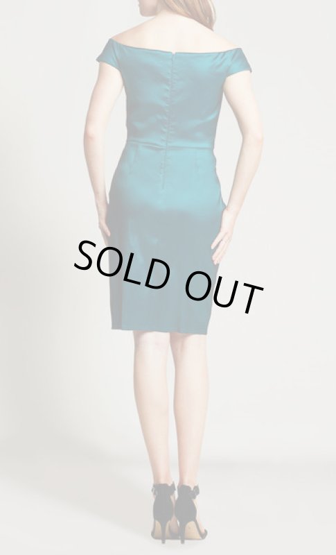 画像2: Tadashi Shoji タダシショージ  ノア　オフショルダードレス　グリーン系 (2)