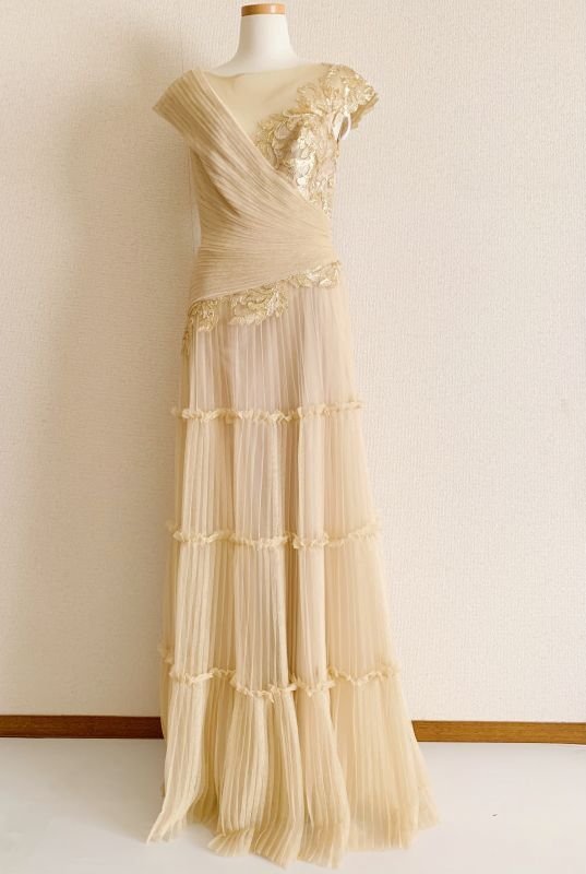 画像5: 再販売セール！【朝比奈彩さん、有村実樹さん着用】Tadashi Shoji タダシショージ  SOVANN　刺繍チュールドレス　ゴールド系、ベージュ (5)