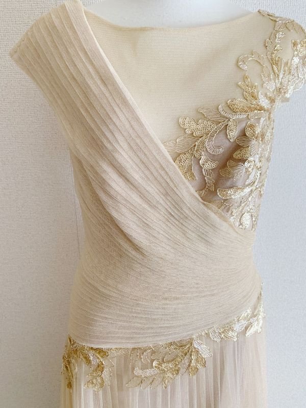 画像7: 再販売セール！【朝比奈彩さん、有村実樹さん着用】Tadashi Shoji タダシショージ  SOVANN　刺繍チュールドレス　ゴールド系、ベージュ (7)