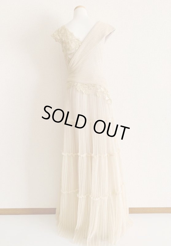 画像6: 再販売セール！【朝比奈彩さん、有村実樹さん着用】Tadashi Shoji タダシショージ  SOVANN　刺繍チュールドレス　ゴールド系、ベージュ (6)