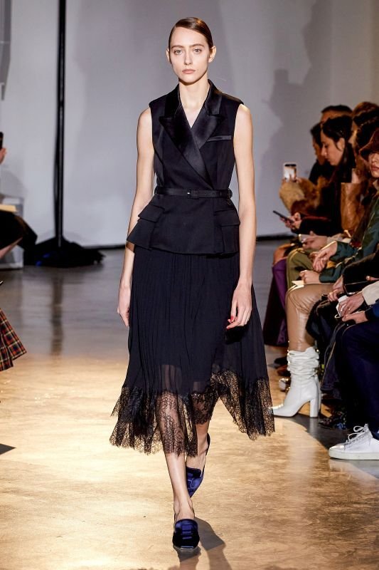 画像1: 【リトグリ、MAYUさんご着用】Self Portrait　プリーツジャケットドレス (1)