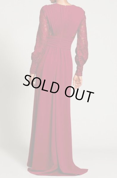 画像2: 再販売！【アンミカさん愛用】Tadashi Shoji  タダシショージ    FATMA CRISSCROSS DRAPED GOWN 　レッド系 (2)