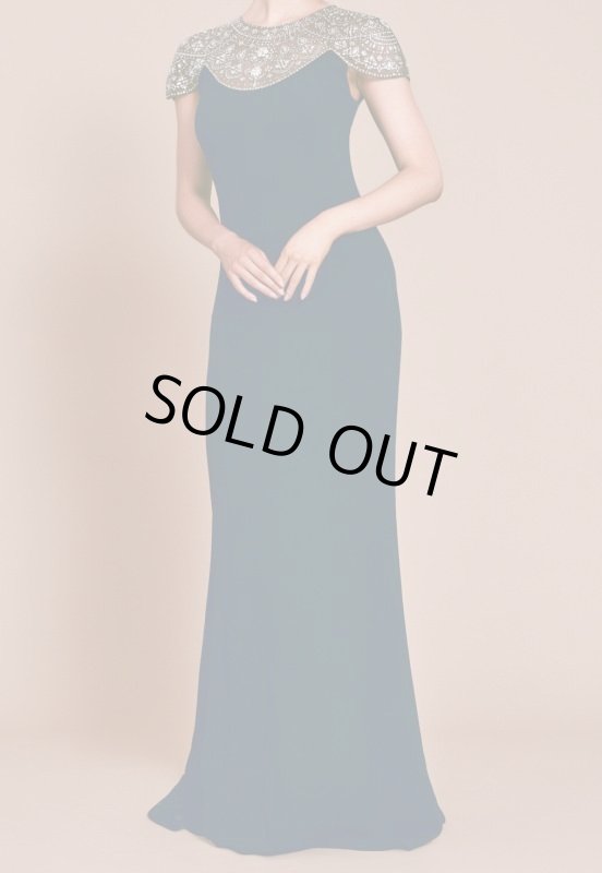 画像1: 【紅白歌合戦、桑子真帆アナ着用】Tadashi Shoji タダシショージ   AFTON CRYSTAL EMBELLISHED CREPE GOWN  ネイビー (1)