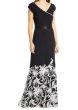 画像1: Tadashi Shoji  タダシショージ  Ruched Wide V-Neck Gown　ブラック (1)