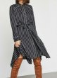 画像1: BCBGMAXAZRIA　ストライプサテンシャツドレス  30403 (1)