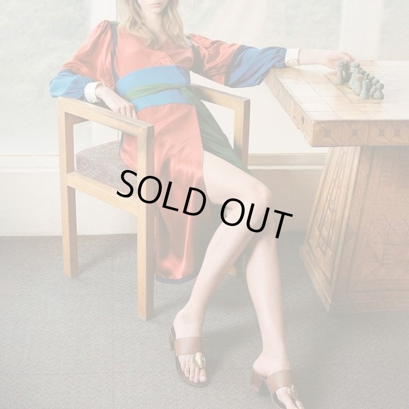 画像3: 1点のみ即発！【ドラマに衣装提供】Tory Burch トリーバーチ Kola カラーブロック シルクドレス｜上質サテンで魅せる大人の洗練ワンピース  82201 (3)