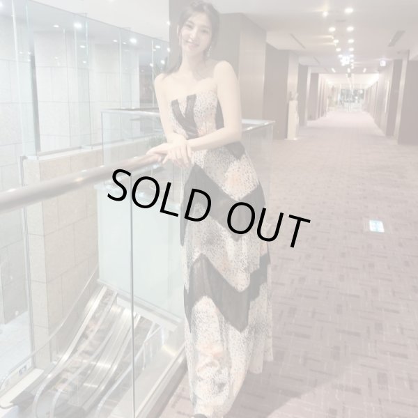 画像5: 1点のみ即発!【釈由美子さん、福井セリナさん、綺咲愛里さんに衣装提供】BCBGMAXAZRIA  Elle Print and Lace Blocked Halter Dress  09121 (5)