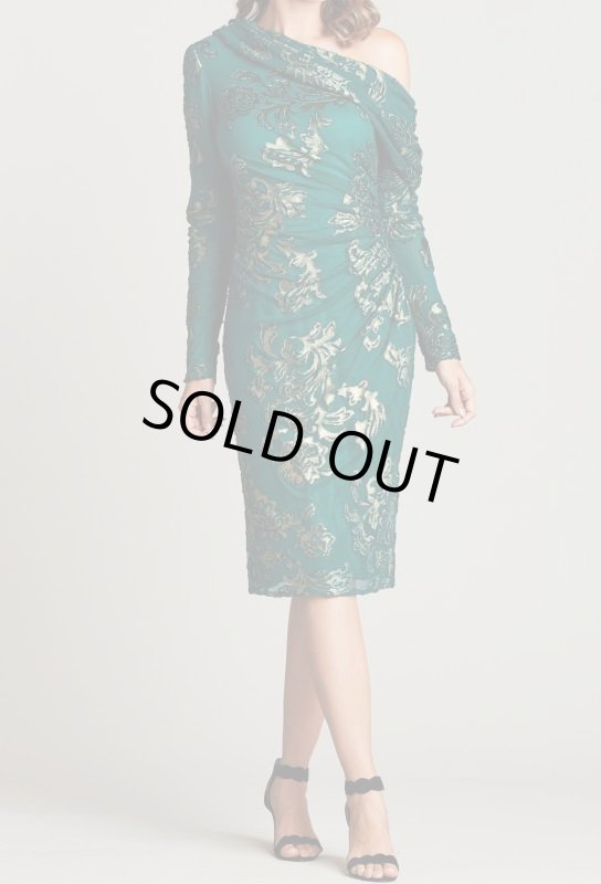 画像2: セール！Tadashi Shoji  タダシショージ  SEMIH BURNOUT VELVET DRESS グリーン (2)