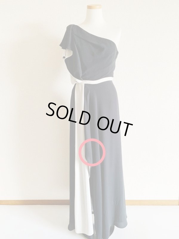 画像4: 訳あり特価！【RIZINに衣装協力】Halston Heritage 　　Colorblock Ruffle Gown  (4)