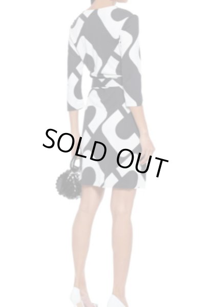画像2: セール!【ドラマ使用】Diane von Furstenberg  ダイアンフォンファステンバーグ Chain Link Print Wrap Dress (2)