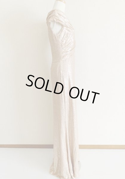 画像4: 半額以下！Tadashi Shoji タダシショージ  オフショルダースパンコールロングドレス　シャンパン、ベージュ系 (4)