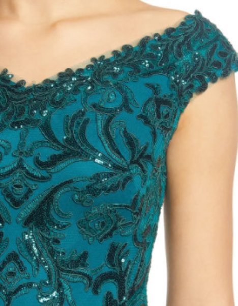 画像3: Tadashi Shoji  タダシショージ  ALEIDA SEQUINE MBROIDERED GOWN  グリーン系 (3)